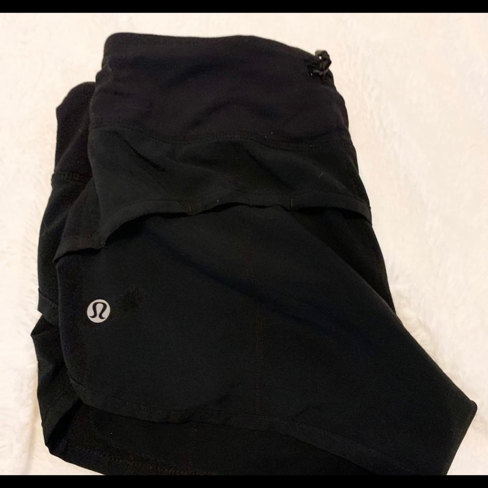 lululemon black shorts